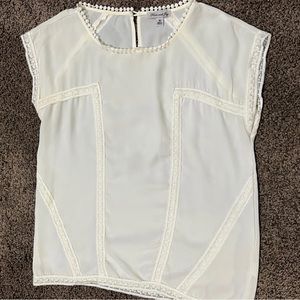 Women’s Dress Top Medium Cream